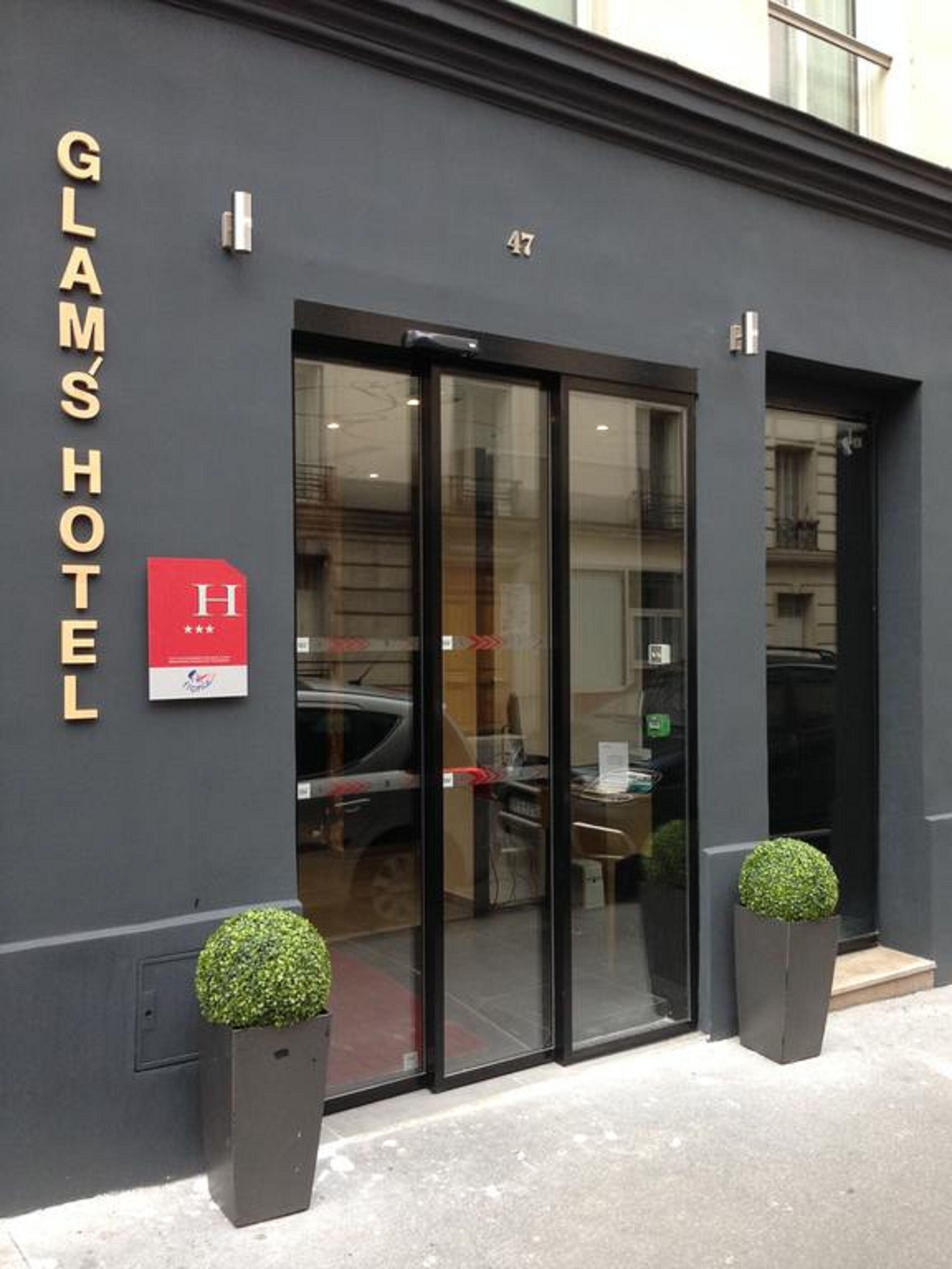 Le Glam's Hotel 3*